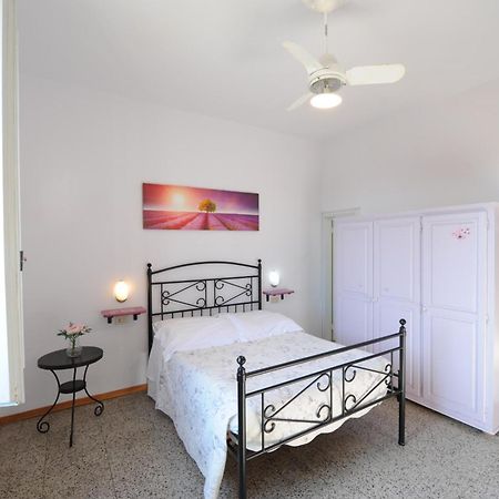 Hotel Le Giare Marina di Pietrasanta Kültér fotó
